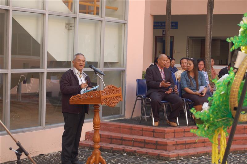 ../Picture/2552/DSC_0075 (Medium).JPG